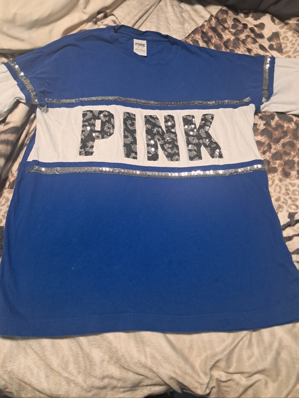 PINK Victoria's Secret Blue & White Sequin Logo Tee